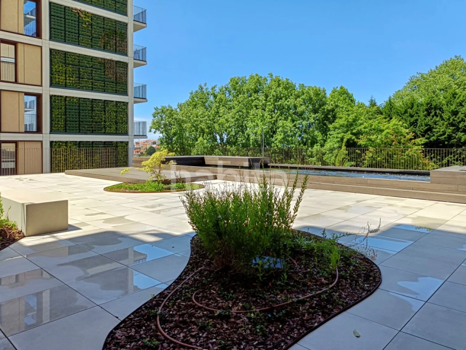 Apartamento T4 para Venda em Santa Marinha e São Pedro da Afurada Foto 28