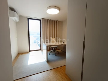 Apartamento T4 para Venda em Santa Marinha e São Pedro da Afurada