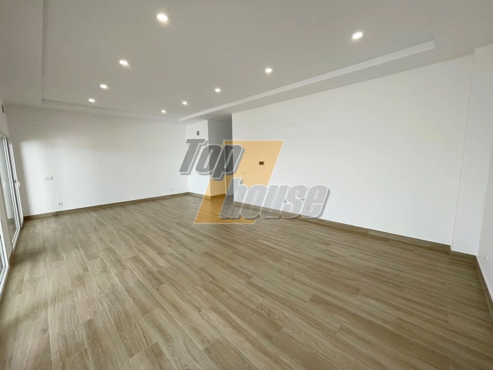 Moradia T4 para Venda em Caparica e Trafaria Foto 32