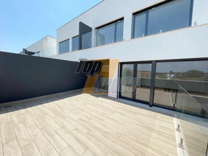 Moradia T4 para Venda em Caparica e Trafaria Foto 8