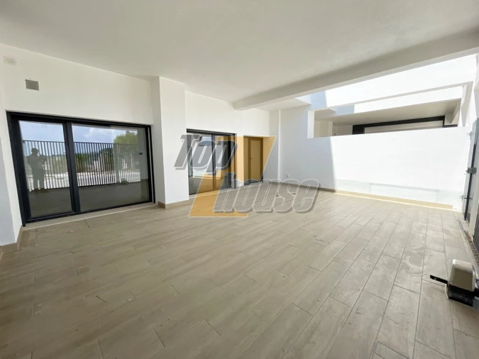 Moradia T4 para Venda em Caparica e Trafaria Foto 48