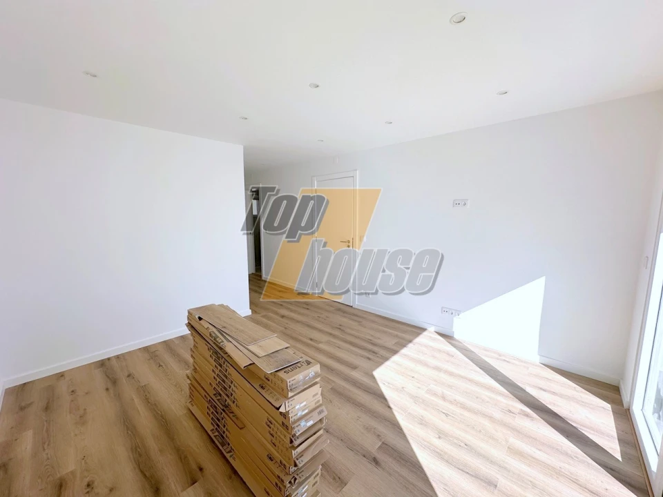 Moradia T3 para Venda em Charneca de Caparica e Sobreda Foto 11