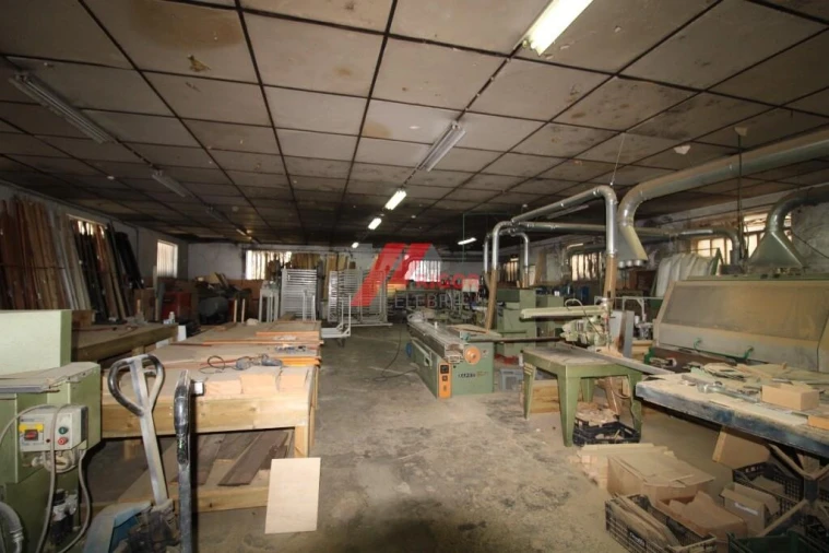 Armazém para Arrendamento em Bougado (São Martinho e Santiago) Foto 15