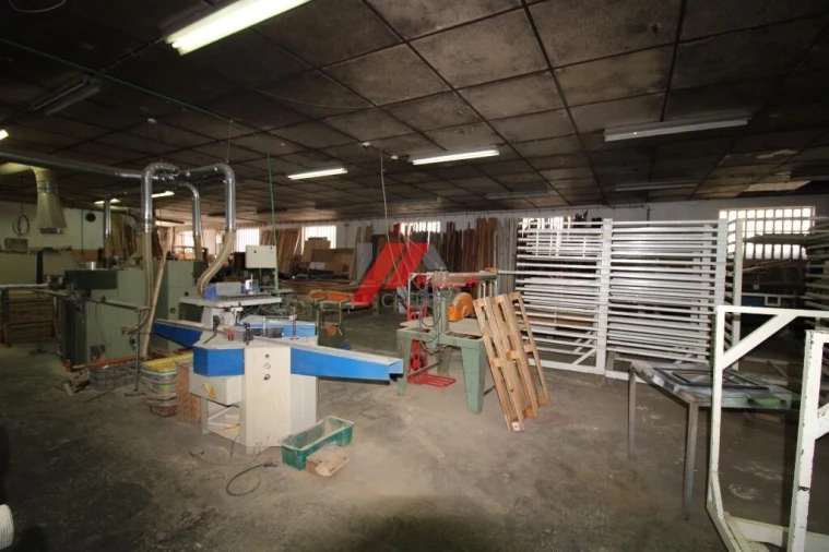 Armazém para Arrendamento em Bougado (São Martinho e Santiago) Foto 12