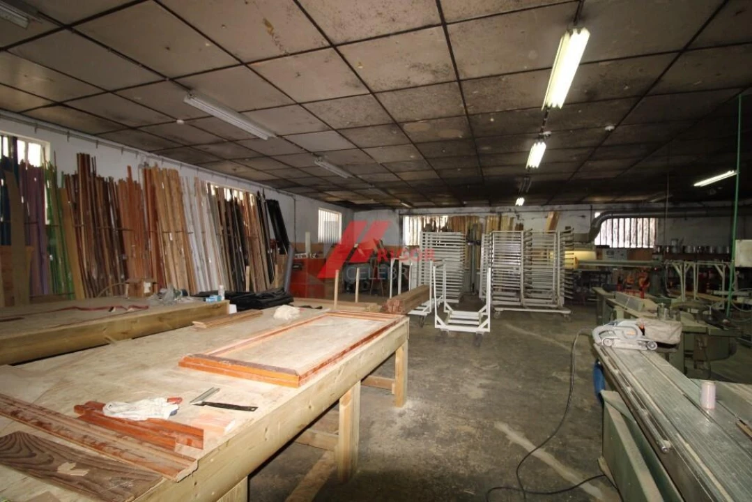 Armazém para Arrendamento em Bougado (São Martinho e Santiago) Foto 13