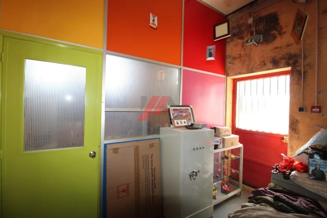 Armazém para Arrendamento em Bougado (São Martinho e Santiago) Foto 4