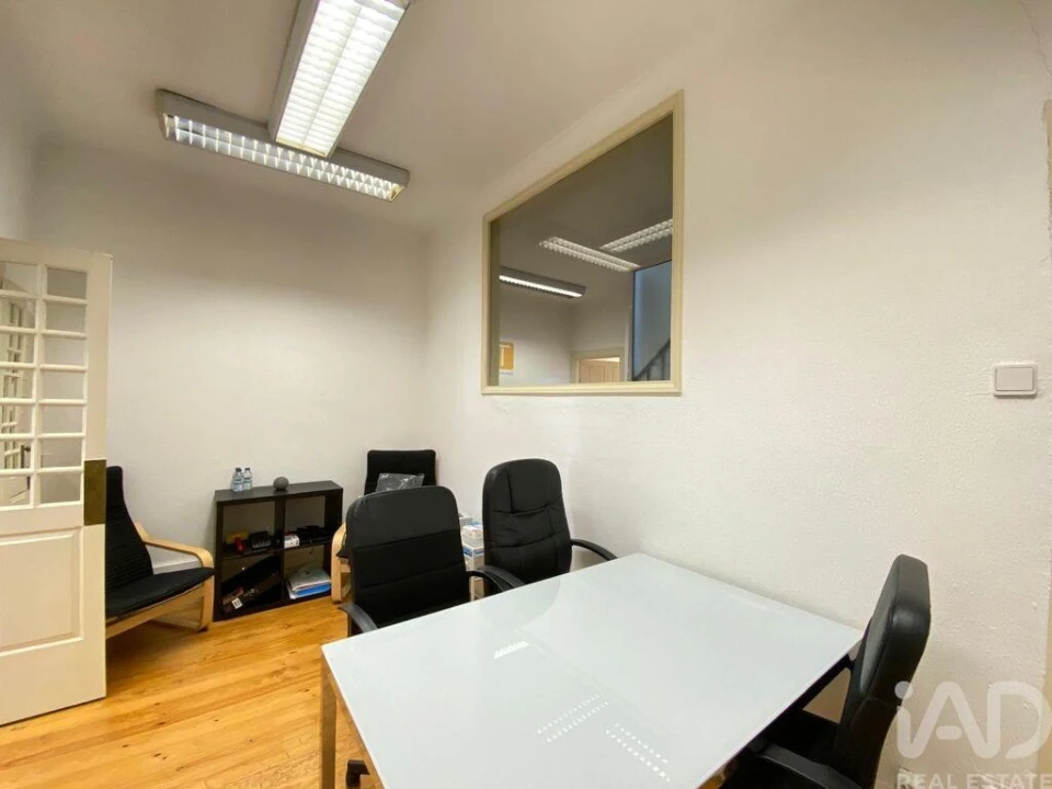 Moradia T3 para Venda em Lordelo do Ouro e Massarelos Foto 17