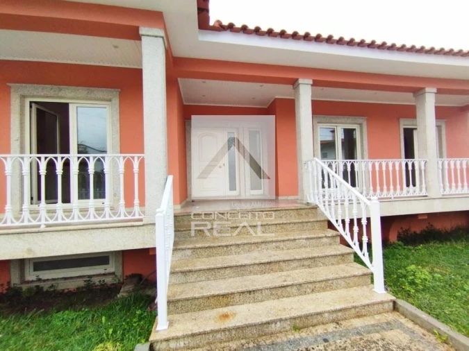 Moradia T3 para Venda em Nine Foto 5