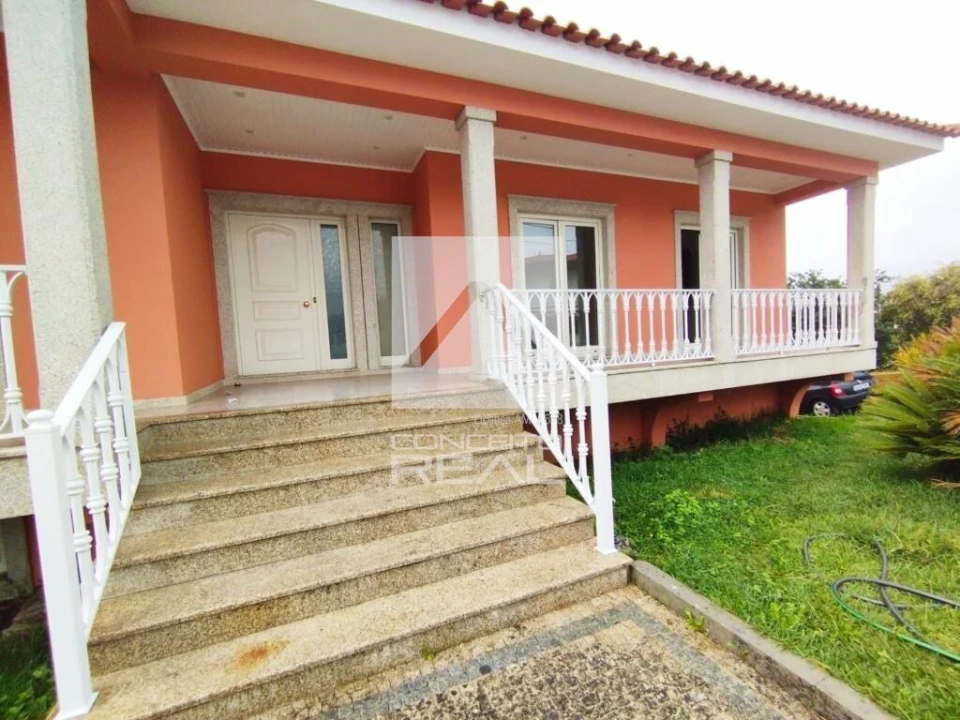 Moradia T3 para Venda em Nine Foto 2