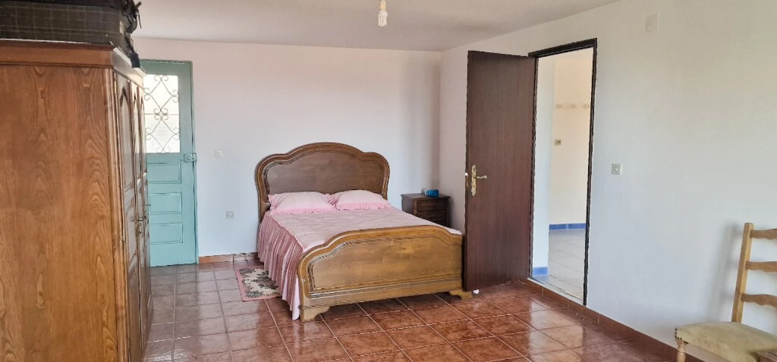 Moradia T3 para Venda em Guilhofrei Foto 11