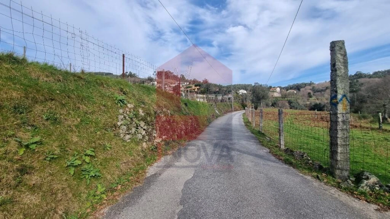Terreno para Venda em Pico de Regalados, Gondiães e Mós Foto 30