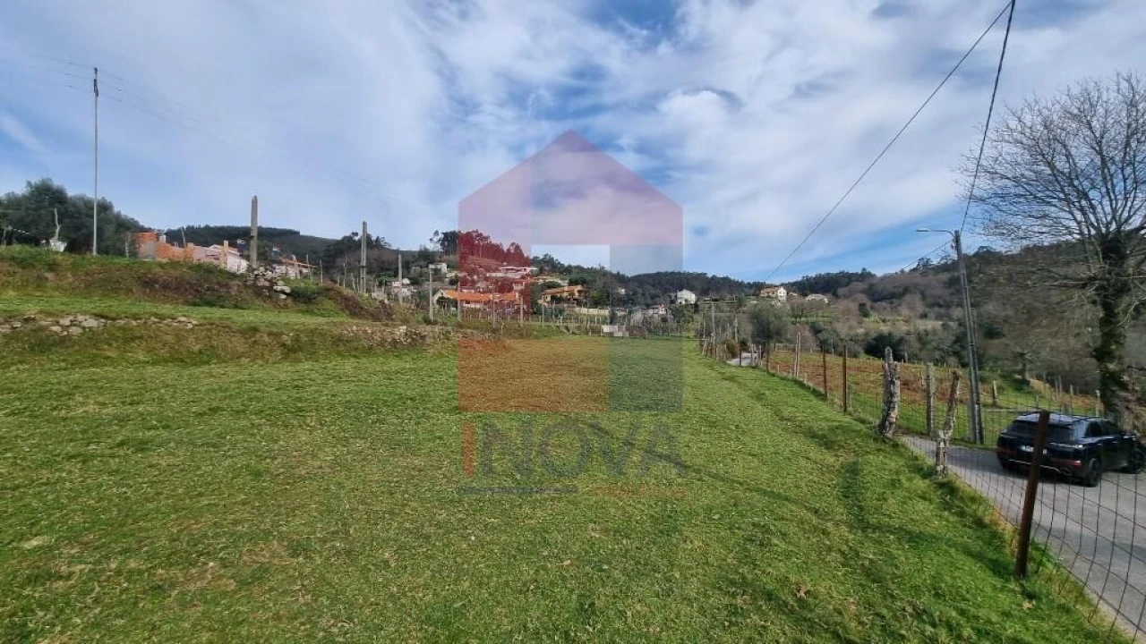 Terreno para Venda em Pico de Regalados, Gondiães e Mós Foto 1