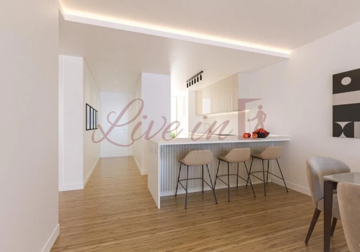 Apartamento T2 para Venda em São Martinho Foto 4