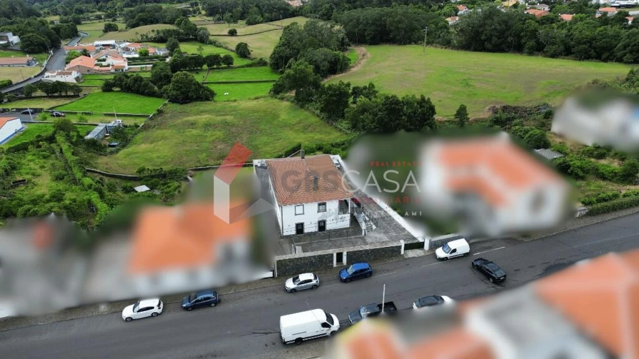 Moradia T4 para Venda em Posto Santo Foto 31