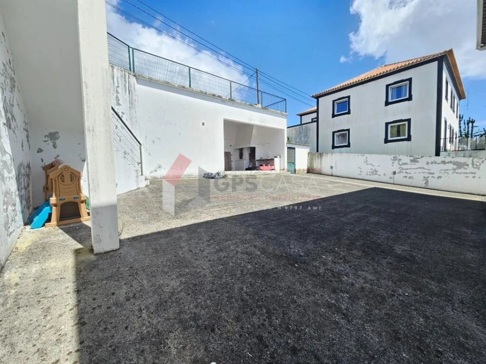 Moradia T4 para Venda em Posto Santo Foto 23