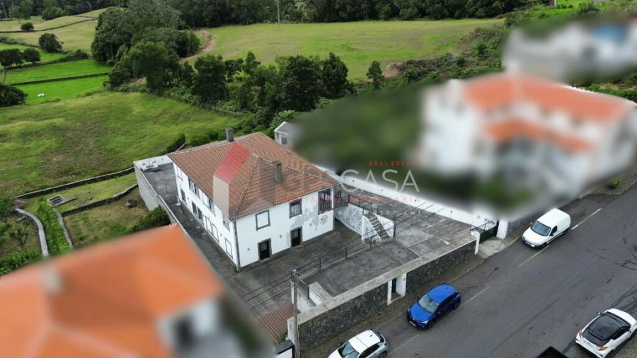 Moradia T4 para Venda em Posto Santo Foto 3