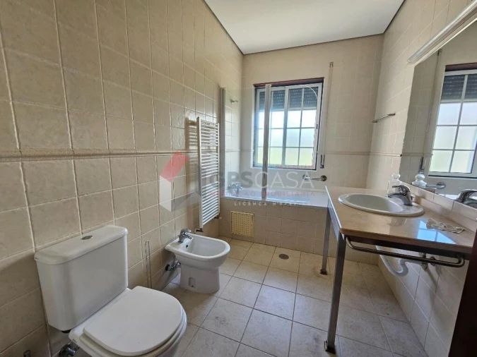 Moradia T4 para Venda em Posto Santo Foto 15