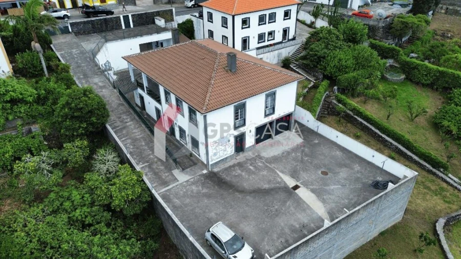 Moradia T4 para Venda em Posto Santo Foto 32