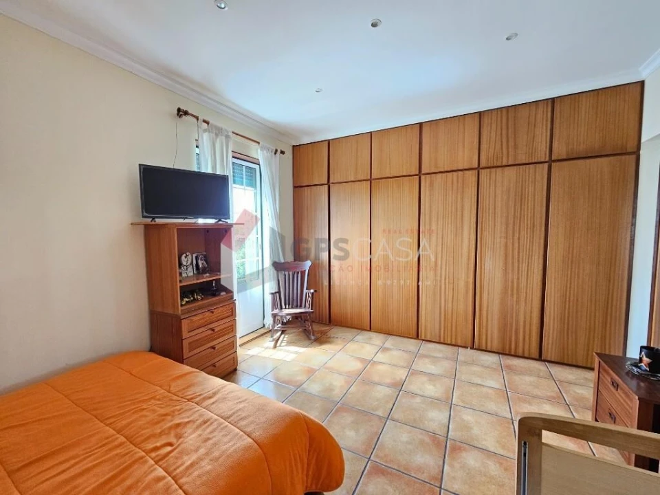 Moradia T4 para Venda em Posto Santo Foto 16