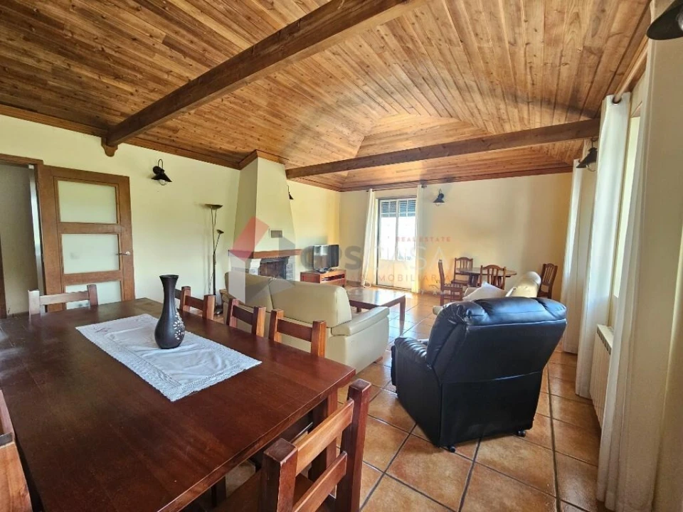 Moradia T4 para Venda em Posto Santo Foto 10