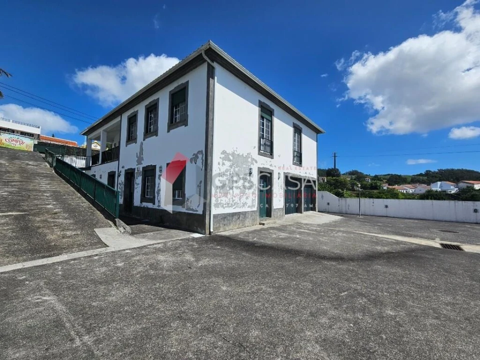 Moradia T4 para Venda em Posto Santo Foto 5