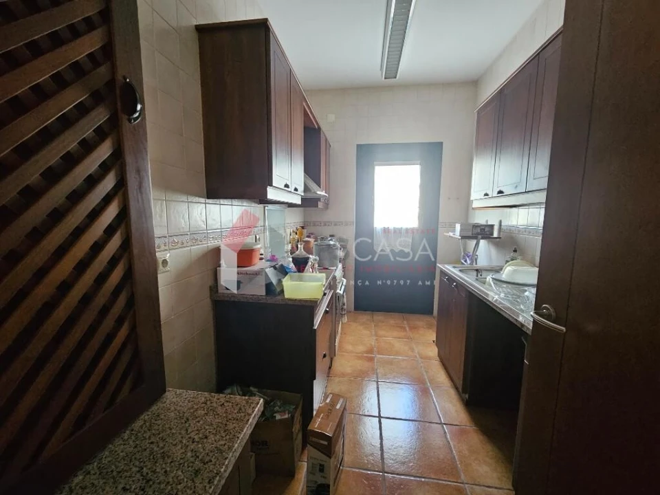 Moradia T4 para Venda em Posto Santo Foto 24