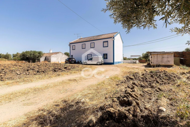 Quinta T4 para Venda em Malagueira e Horta das Figueiras Foto 31
