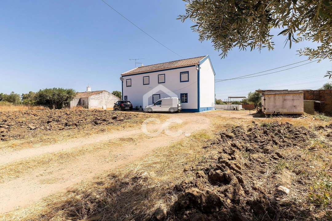 Quinta T4 para Venda em Malagueira e Horta das Figueiras Foto 31