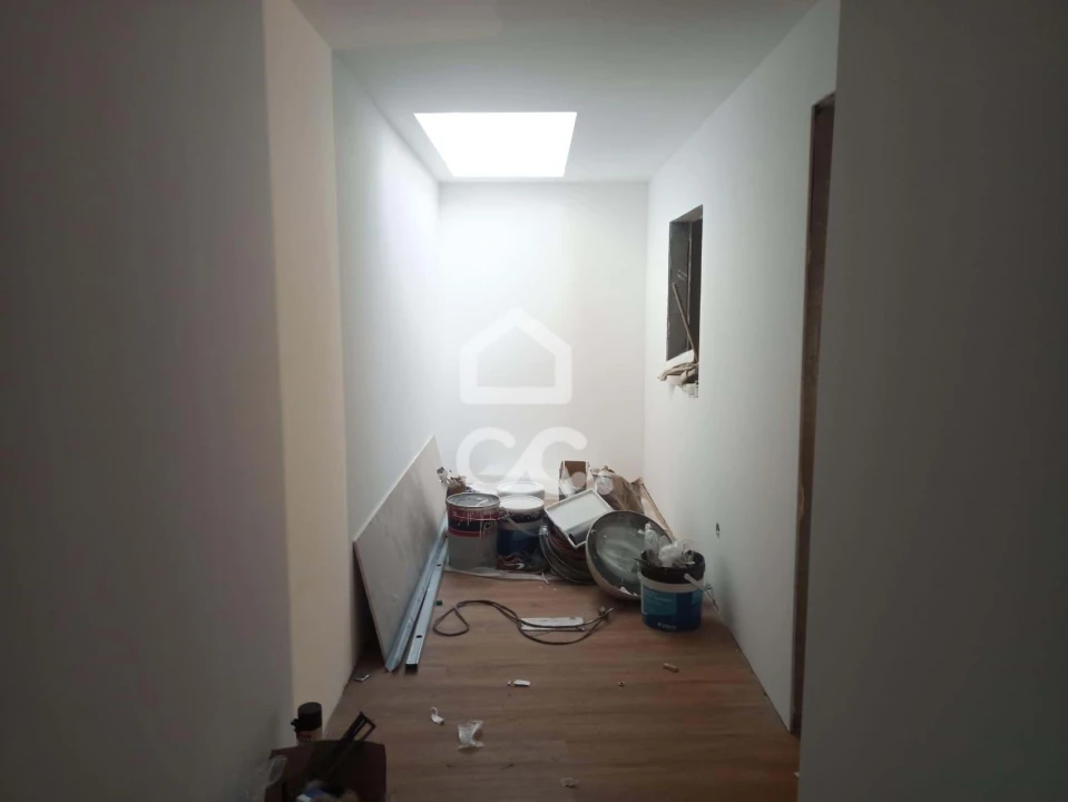 Moradia T2 para Venda em Mesão Frio Foto 10