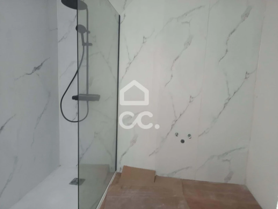 Moradia T2 para Venda em Mesão Frio Foto 7