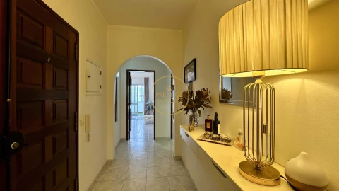 Apartamento T2 para Venda em Loule (São Clemente)