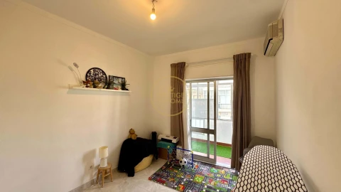 Apartamento T2 para Venda em Loule (São Clemente)