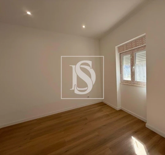 Moradia T2 para Arrendamento em Marvila, Ribeira Santarém, São Salvador, São Nicolau Foto 6