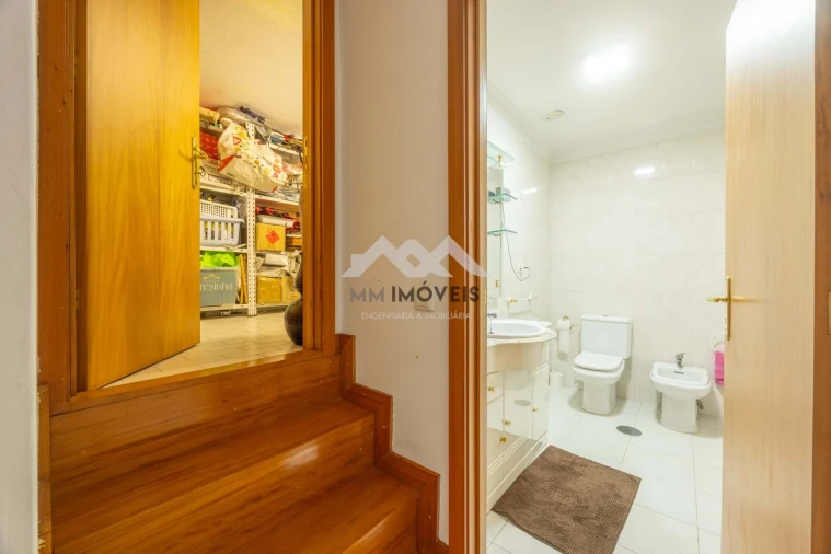 Apartamento T3 para Venda em Santa Marinha Foto 26