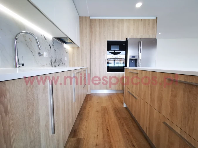 Apartamento T4 para Venda em Montijo e Afonsoeiro Foto 3