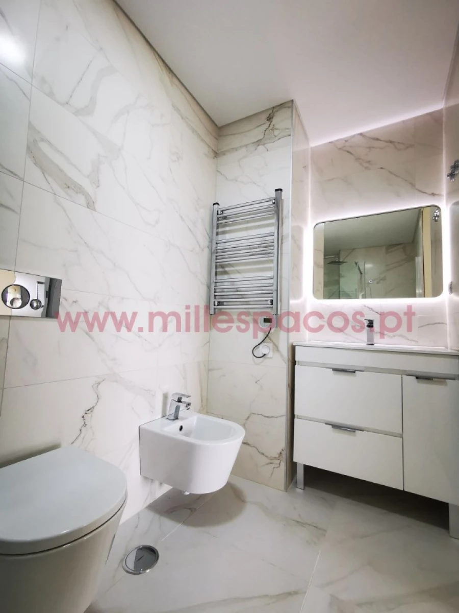 Apartamento T4 para Venda em Montijo e Afonsoeiro Foto 28