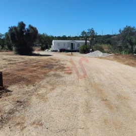 Terreno para Venda em Albufeira e Olhos de Água