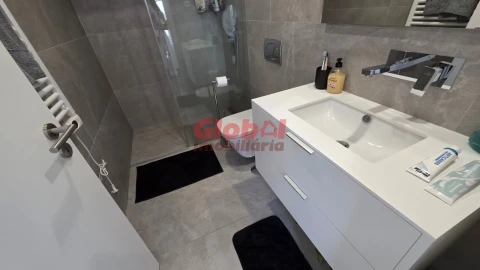 Apartamento T1 para Venda em Viseu