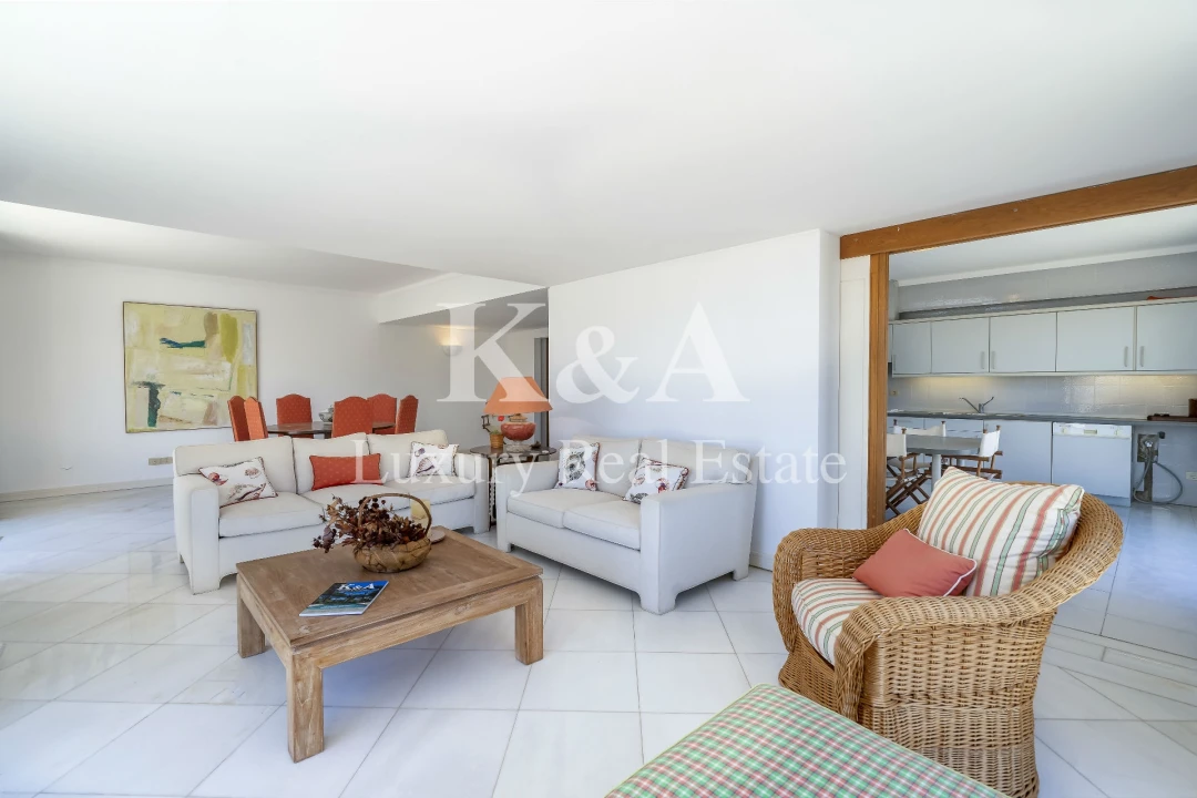 Apartamento T3 para Venda em Quarteira Foto 12