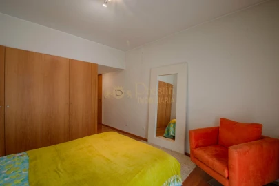 Apartamento T2 para Arrendamento em Azurem