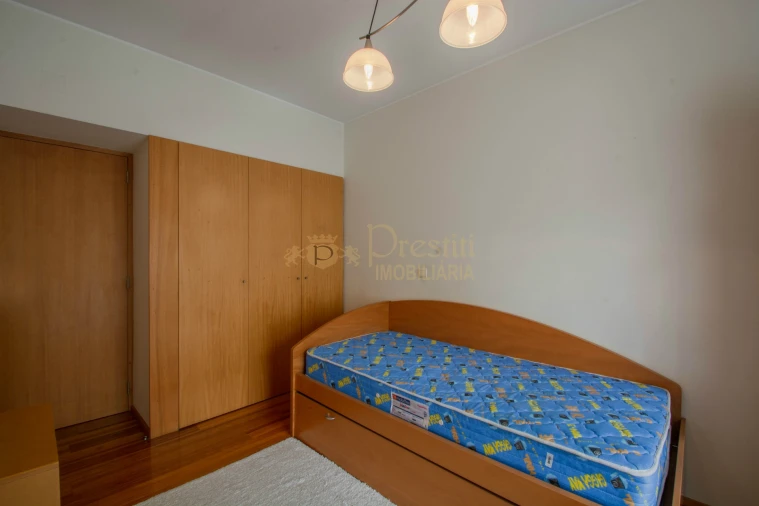 Apartamento T2 para Arrendamento em Azurem Foto 11