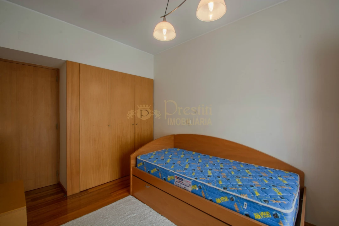 Apartamento T2 para Arrendamento em Azurem Foto 11