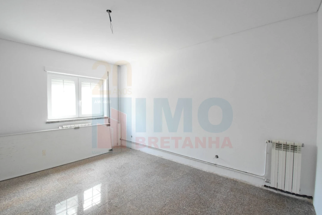 Loja para Venda em Covilhã e Canhoso Foto 12