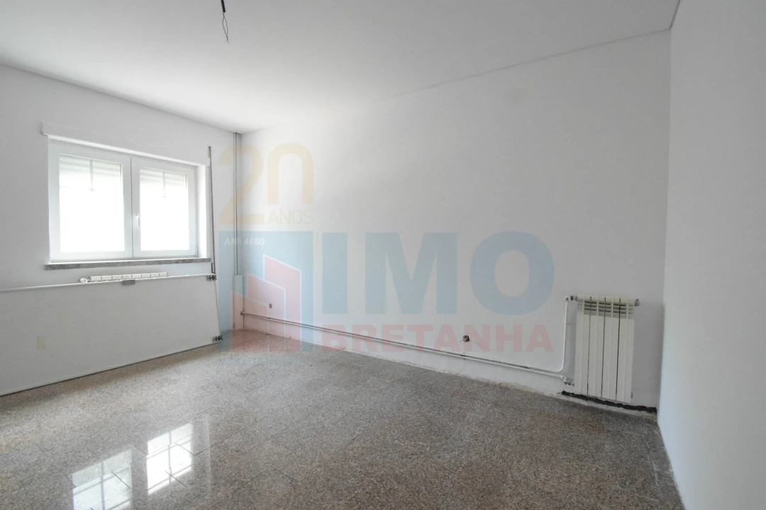 Loja para Venda em Covilhã e Canhoso Foto 14