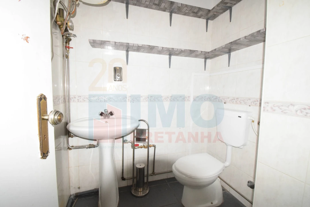 Loja para Venda em Covilhã e Canhoso Foto 19