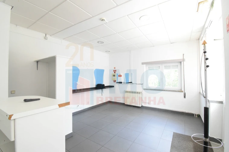 Loja para Venda em Covilhã e Canhoso Foto 3