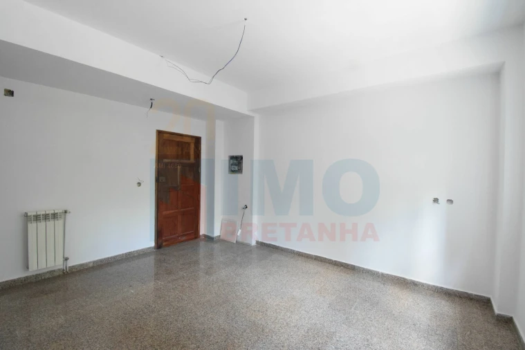 Loja para Venda em Covilhã e Canhoso Foto 17