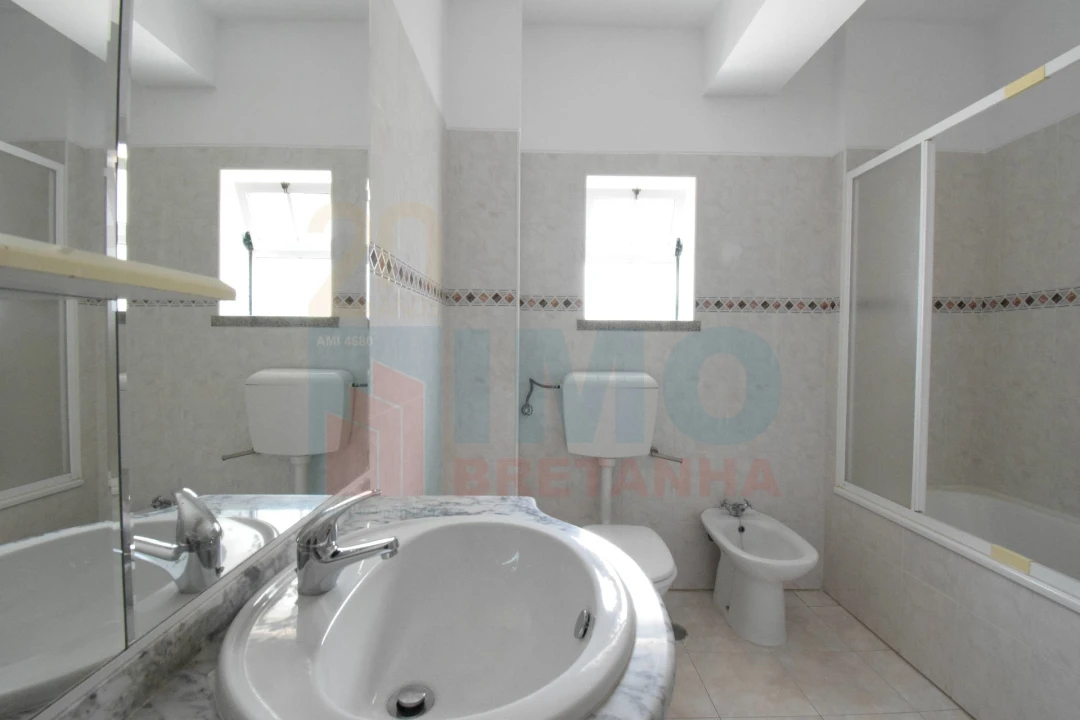 Loja para Venda em Covilhã e Canhoso Foto 15