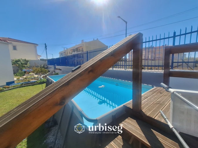 Moradia T5 para Venda em São Pedro Foto 1