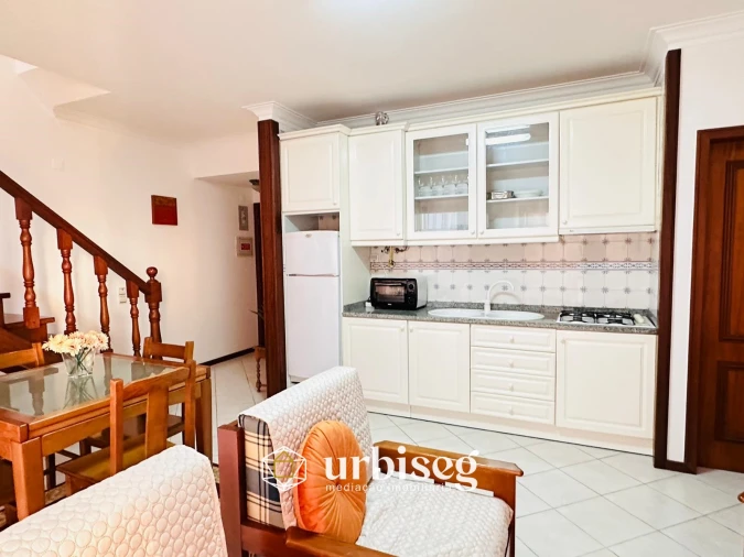 Apartamento T1 para Venda em Buarcos Foto 13
